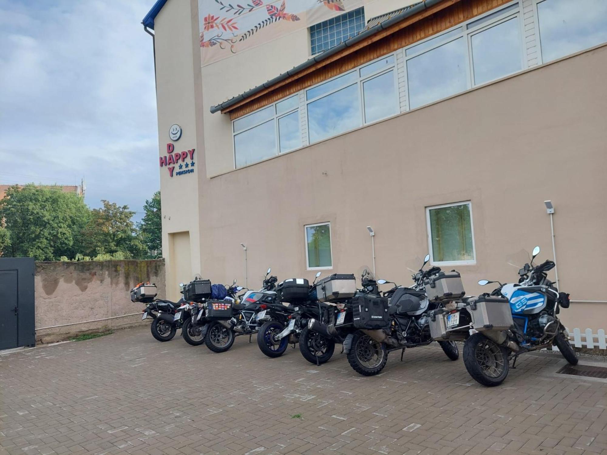 Pension Happy Day - Motorcycle Friendly Sibiu Dış mekan fotoğraf